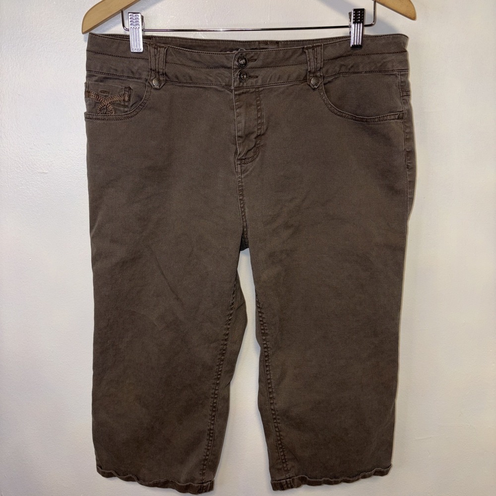 Sonoma Curvy Capri Pants Women's 14 Brown cuffed